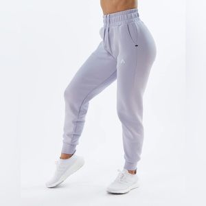 Alphalete ELMTS CUFFED JOGGER